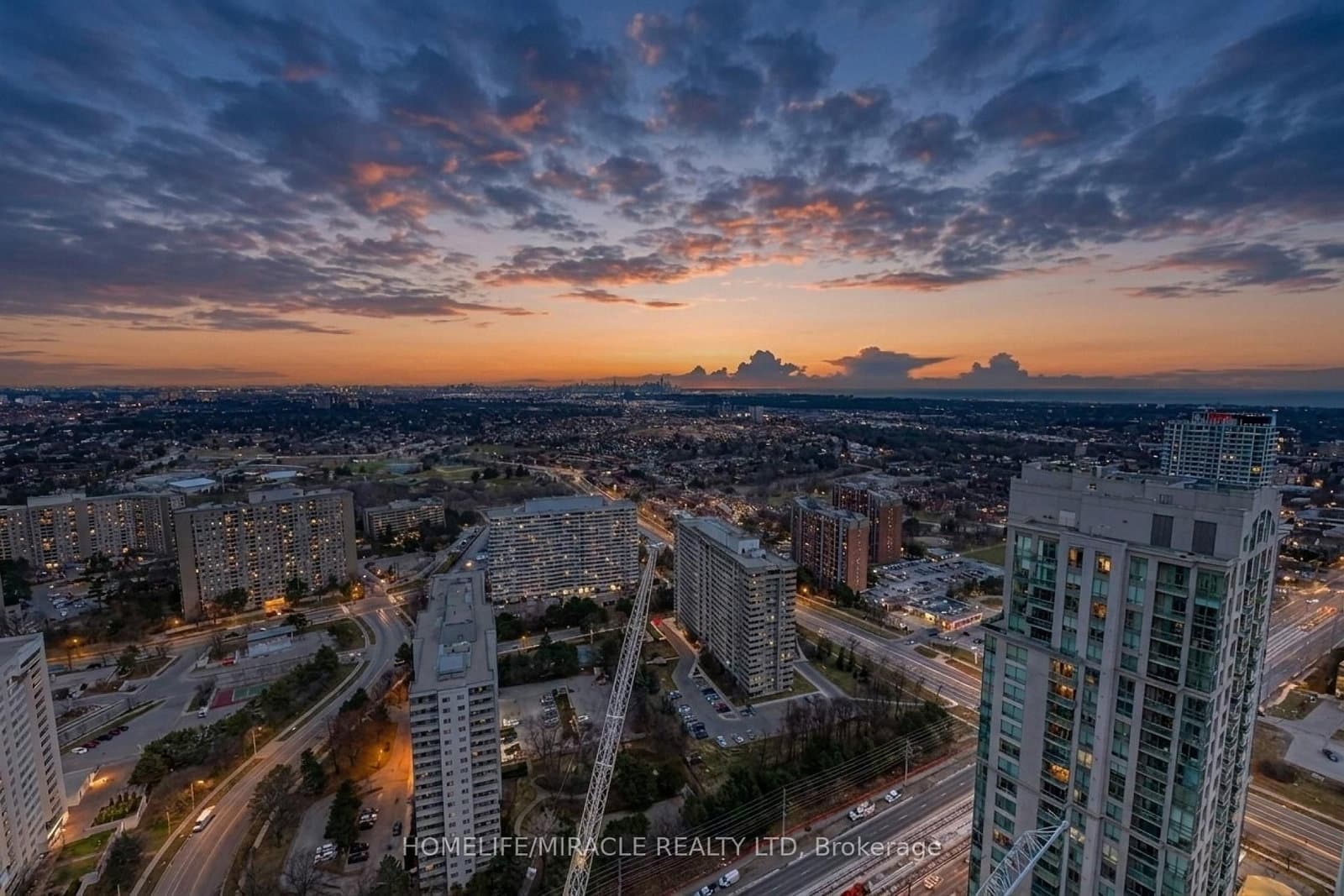 30 Elm Drive, Unit 3802 thumbnail 42