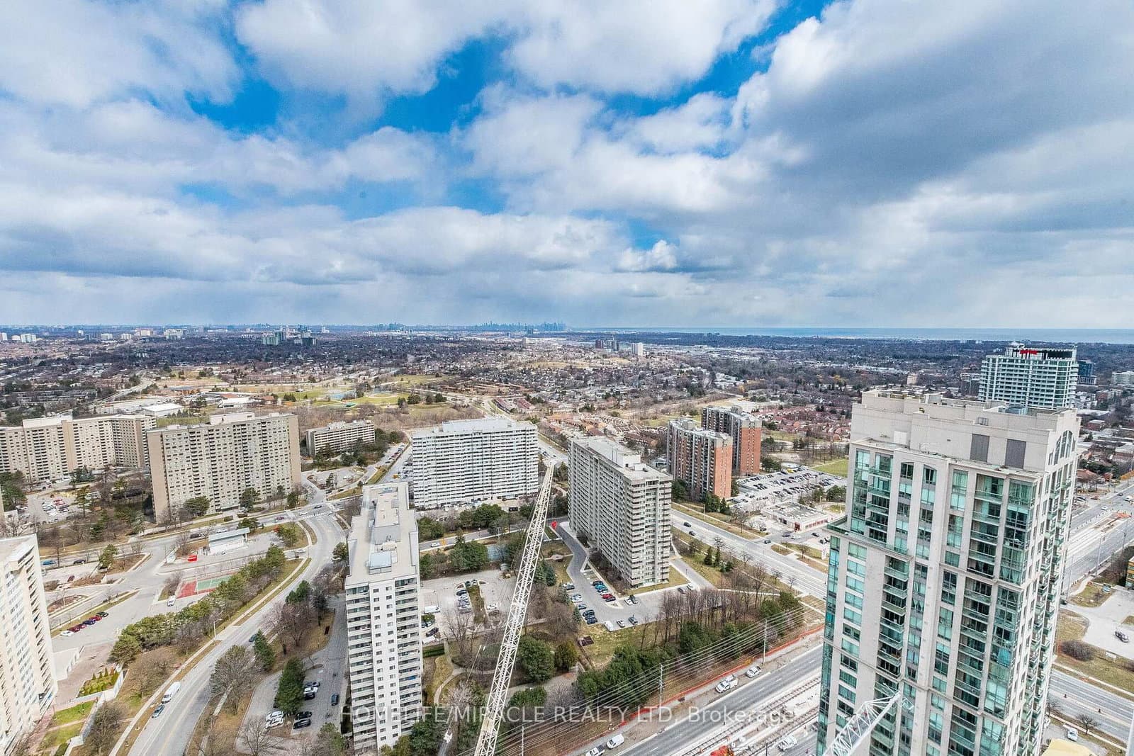 30 Elm Drive, Unit 3802 thumbnail 44