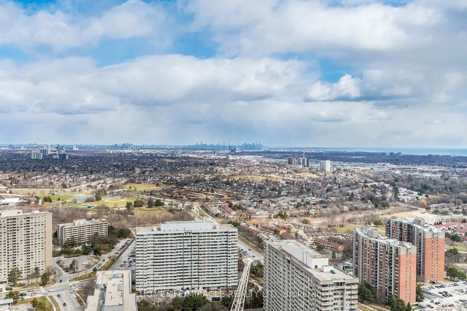 30 Elm Drive, Unit 3802 thumbnail 45