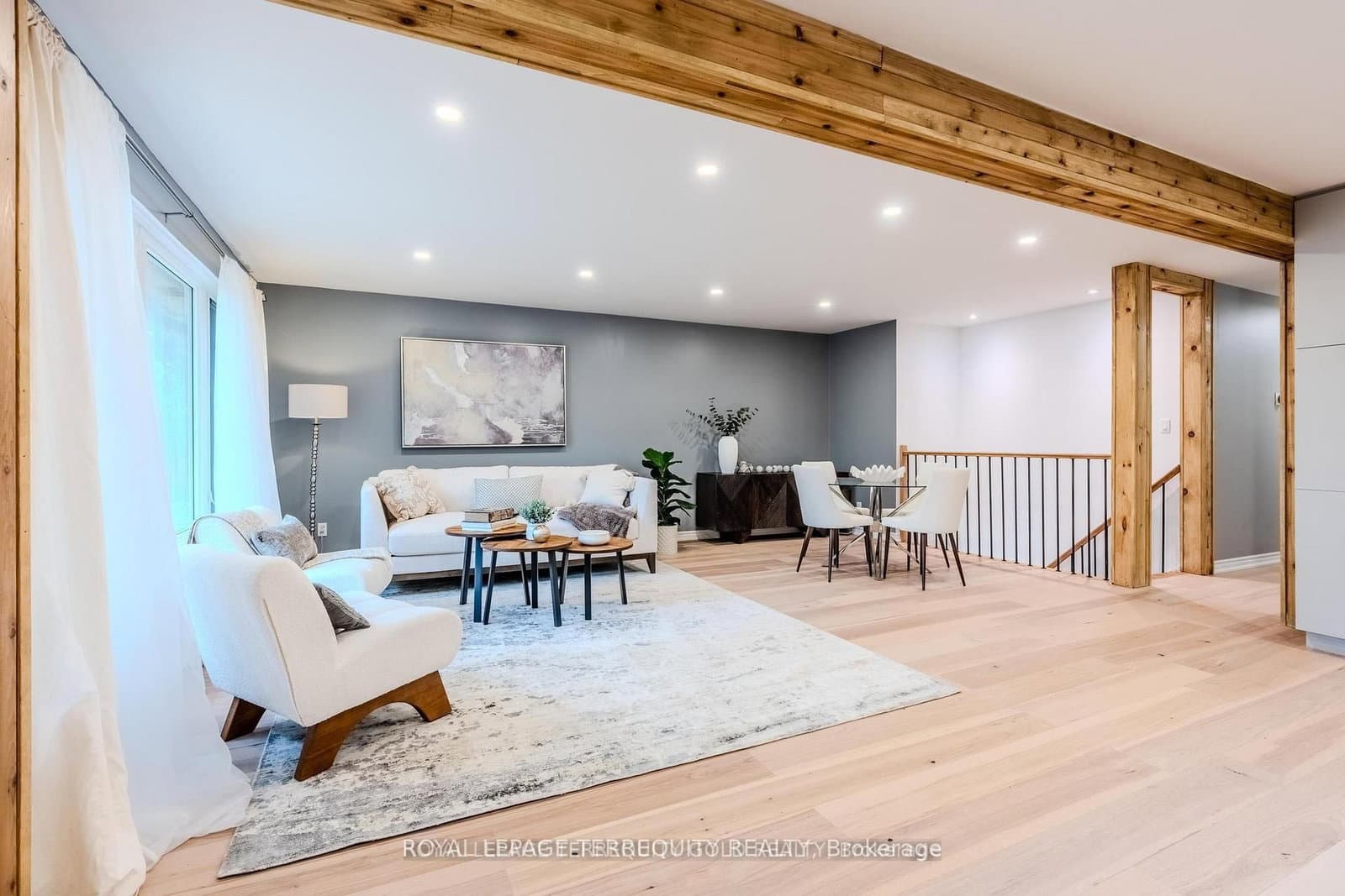327 River Side Drive thumbnail 15
