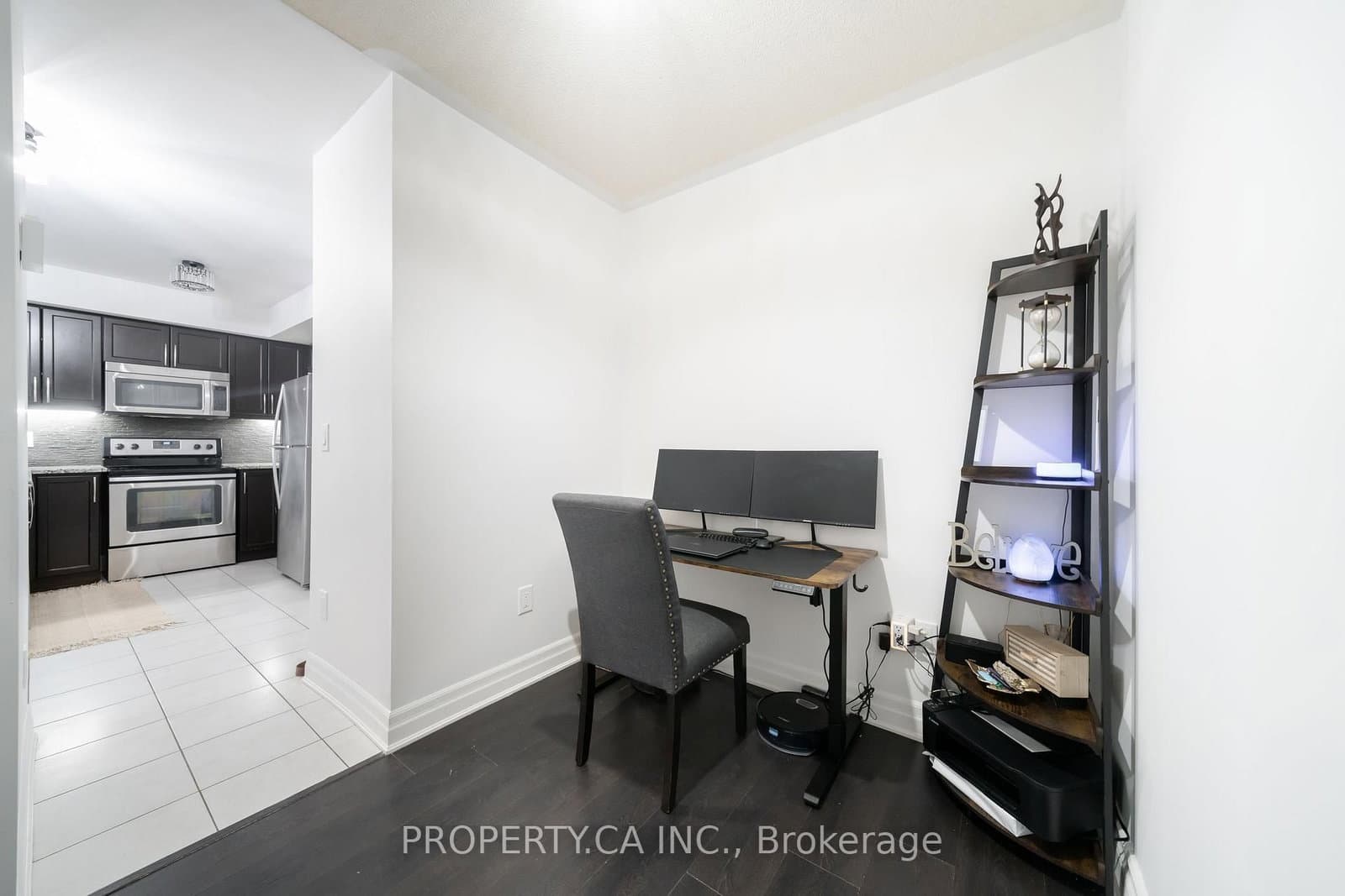 70 Baycliffe Crescent, Unit 412 thumbnail 18