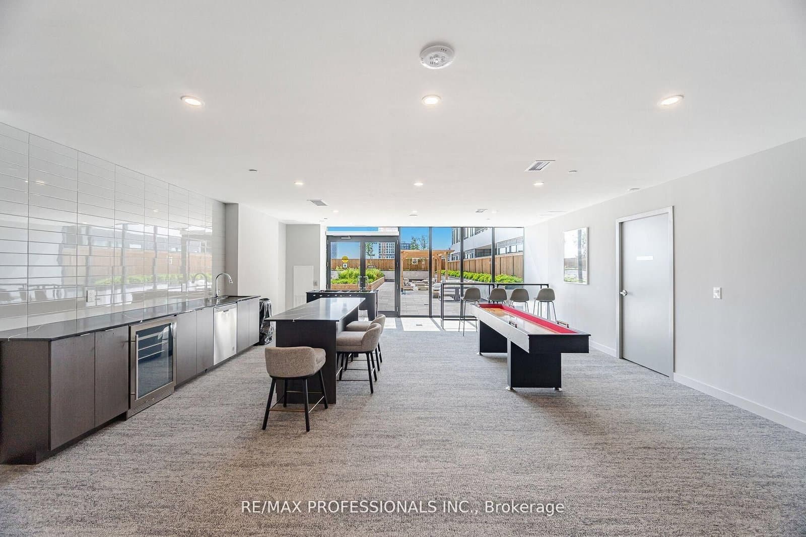 859 The Queensway, Unit 313 thumbnail 28
