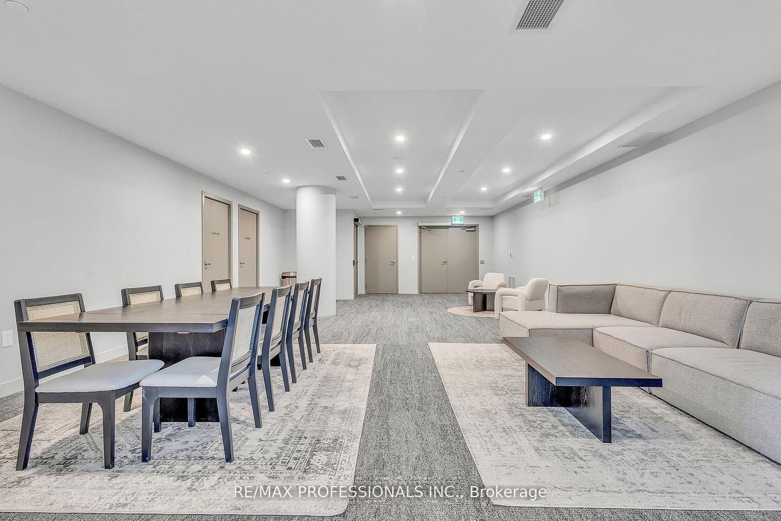 859 The Queensway, Unit 313 thumbnail 29