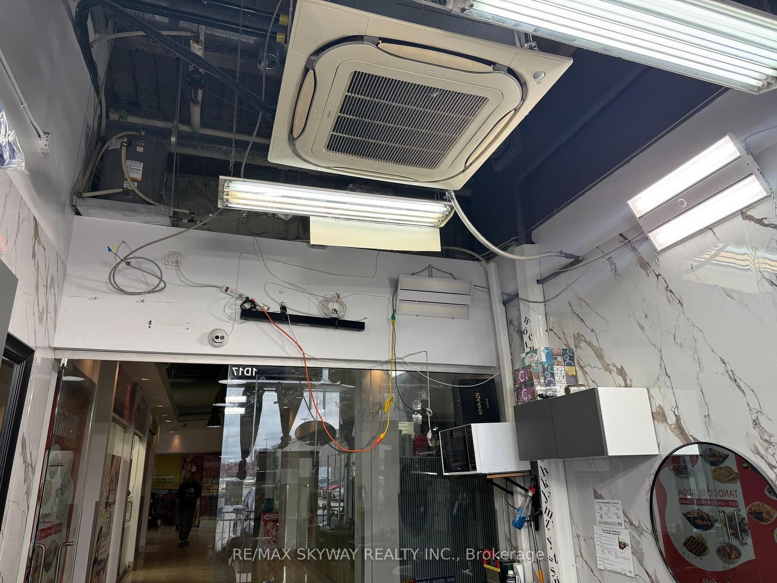 7215 Goreway Drive, Unit 1D17 thumbnail 10