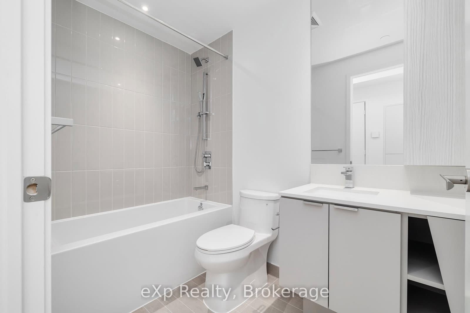 3883 QUARTZ Road, Unit 3912 thumbnail 8