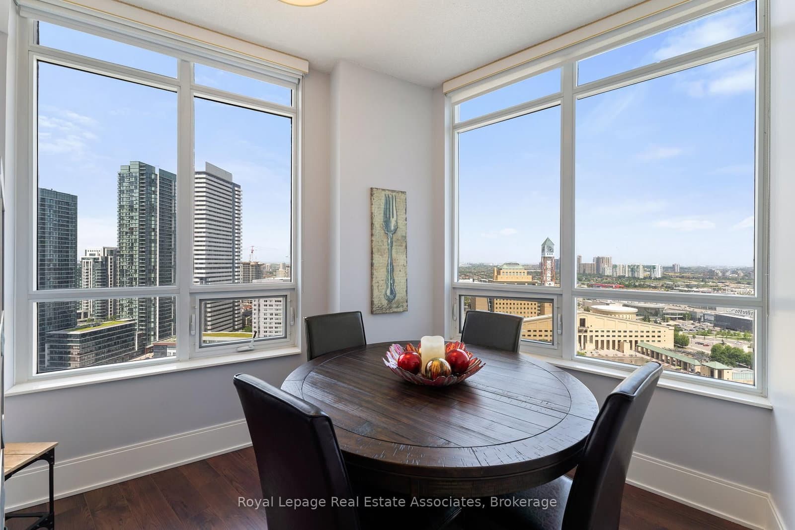330 Burnhamthorpe Road W, Unit 2604 thumbnail 12