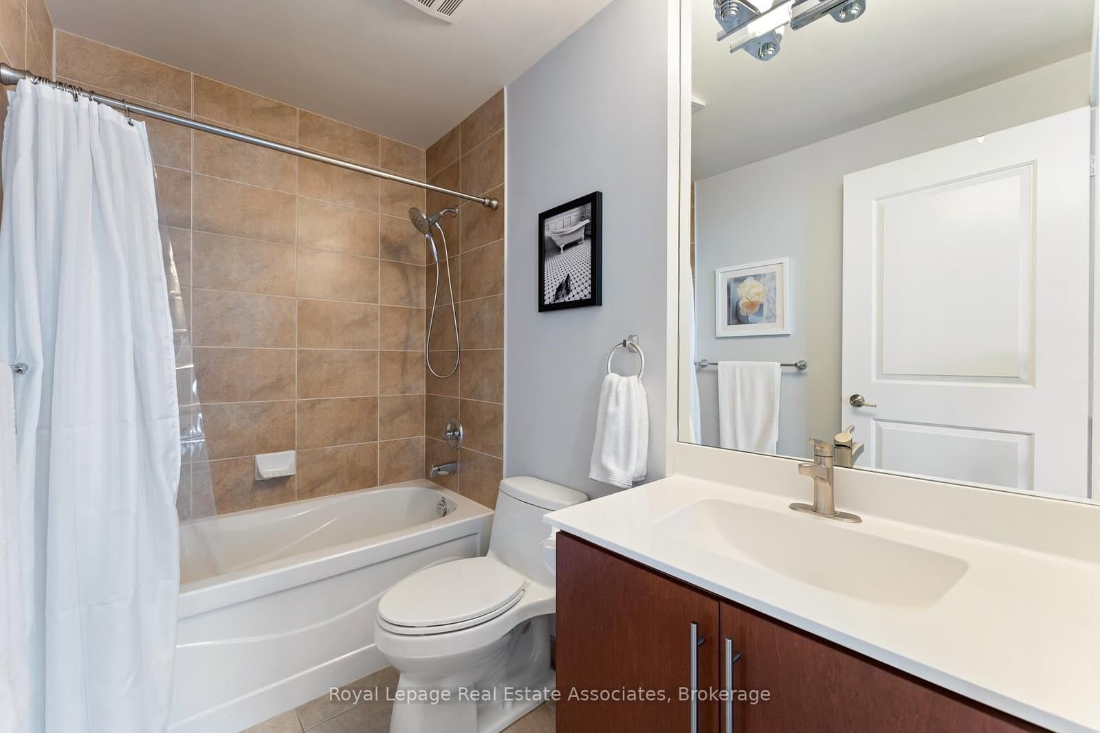 330 Burnhamthorpe Road W, Unit 2604 thumbnail 17