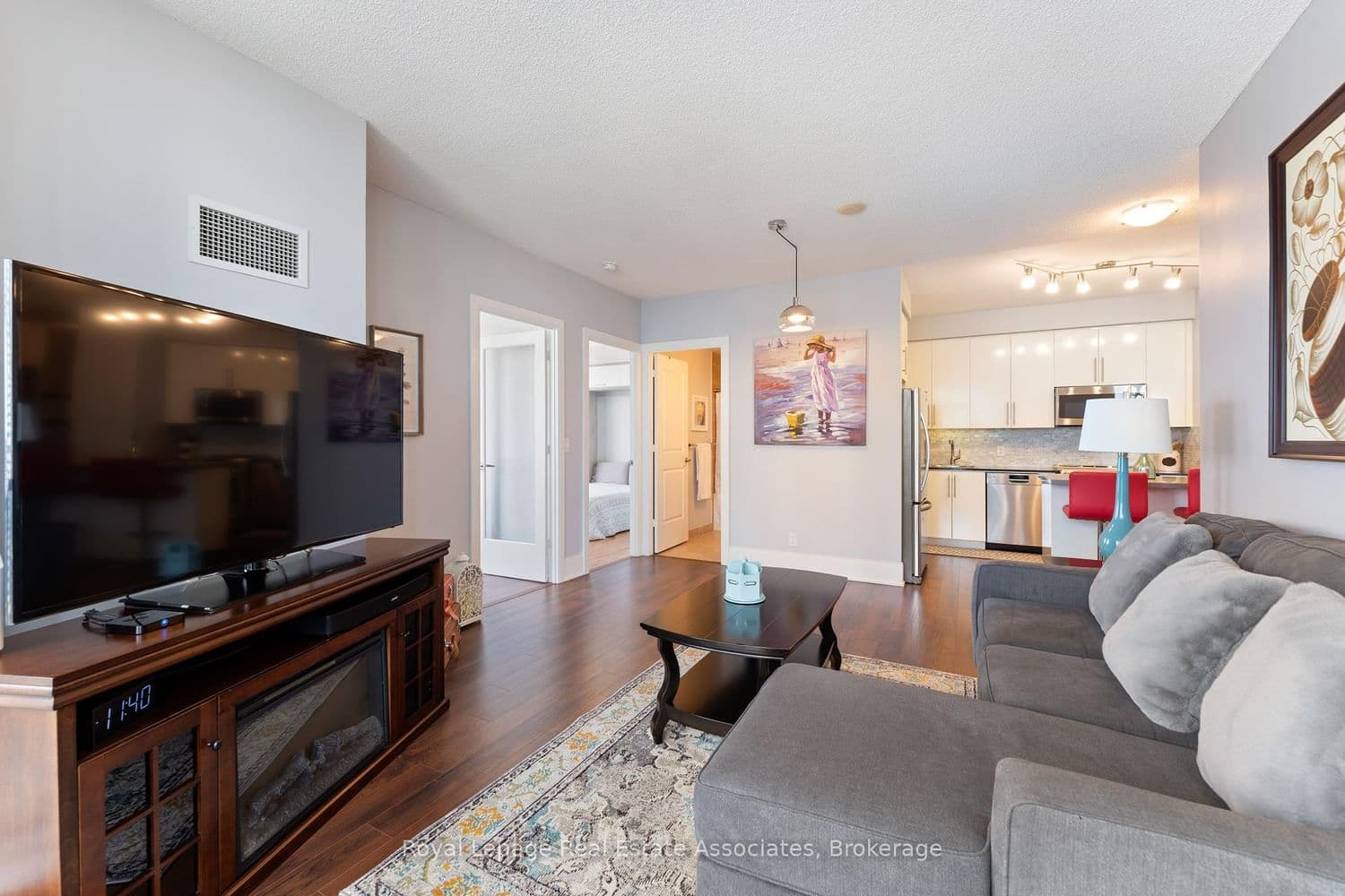 330 Burnhamthorpe Road W, Unit 2604 thumbnail 9