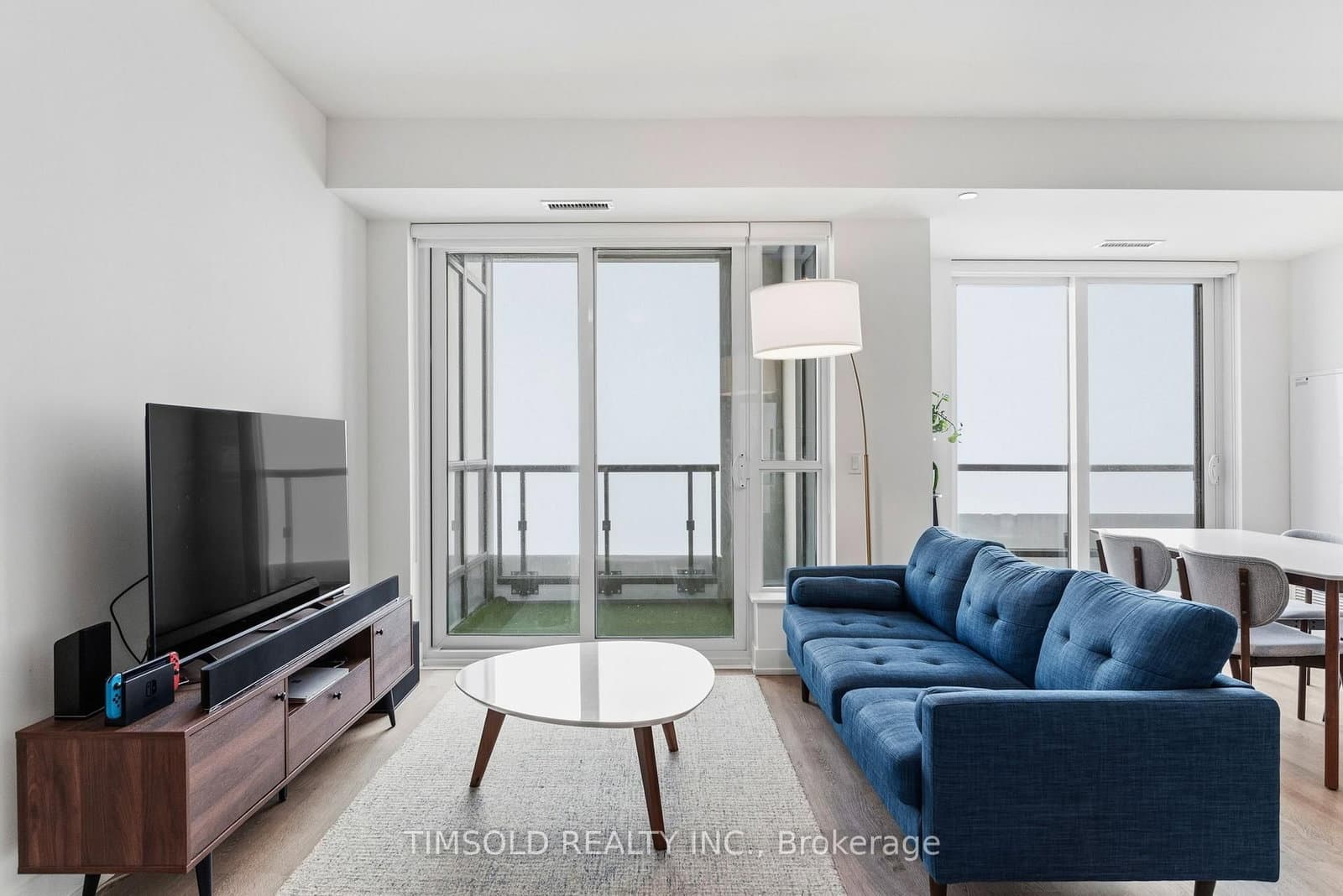 5 Mabelle Avenue, Unit 4136 thumbnail 10