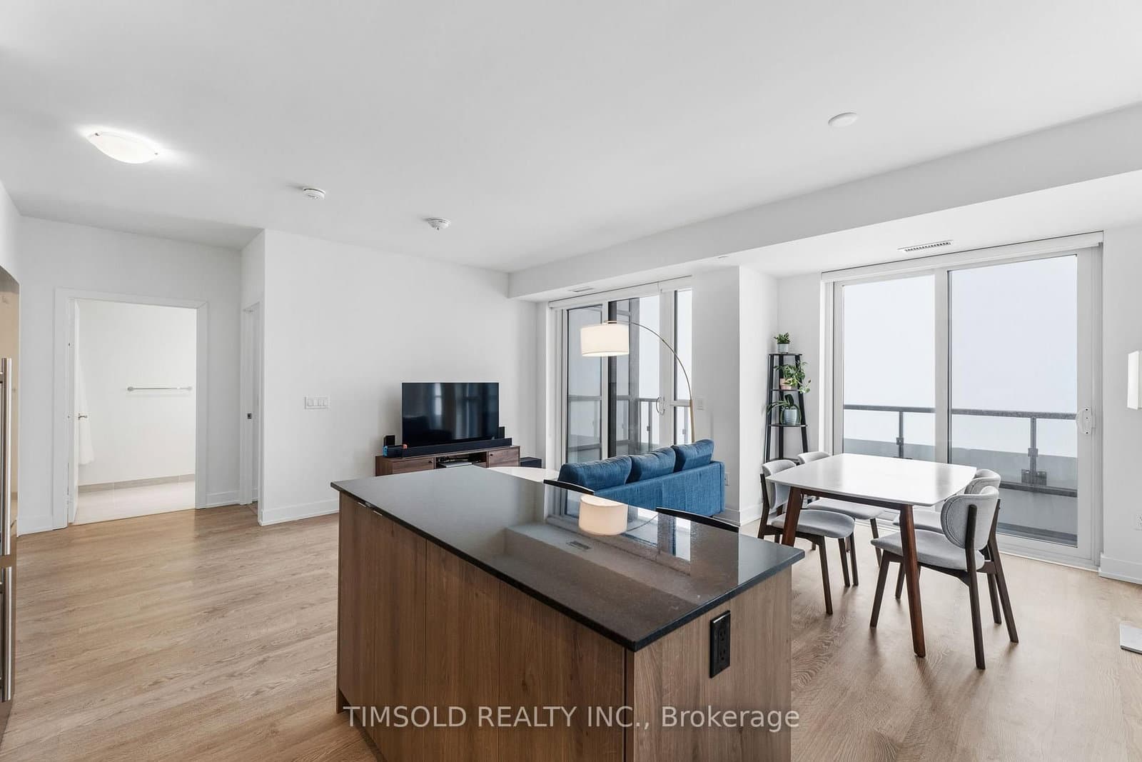 5 Mabelle Avenue, Unit 4136 thumbnail 15