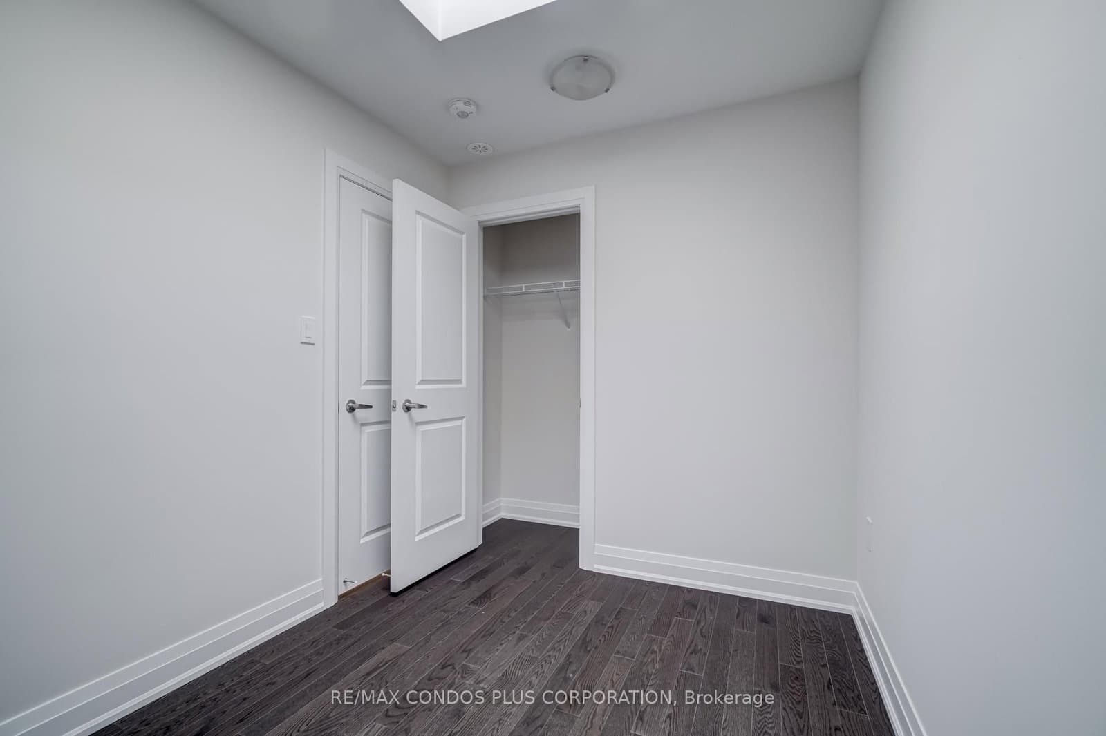 4 Wild Rose Gardens, Unit upper thumbnail 9