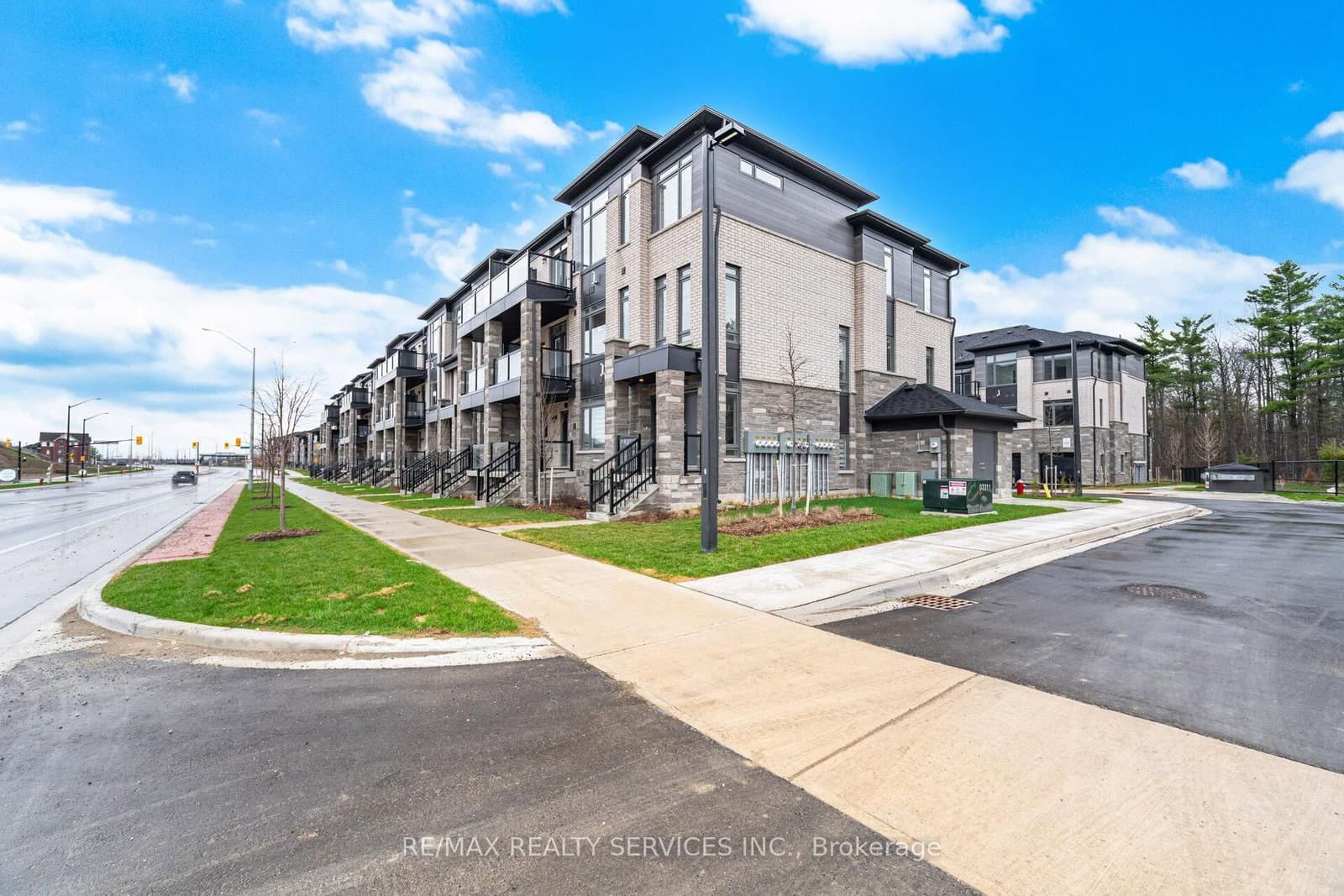 581 Tim Manley Avenue S thumbnail 5