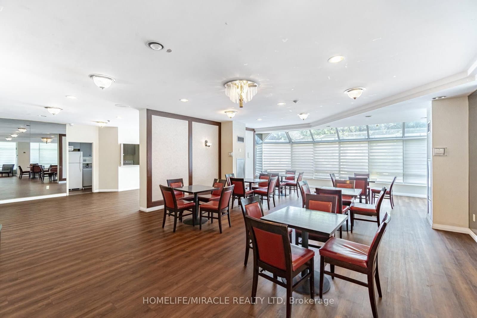 26 Hanover Road, Unit 401 thumbnail 35