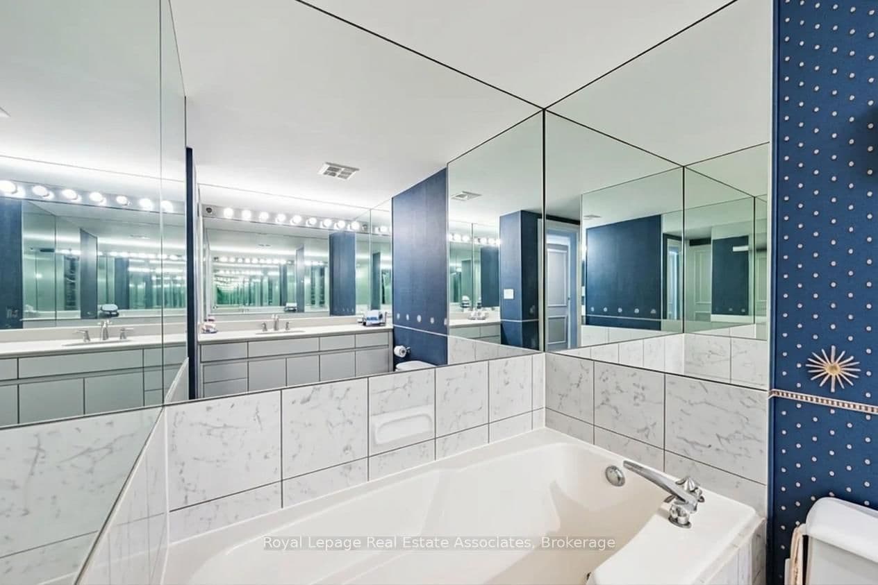 1 Palace Pier Court, Unit 2407 thumbnail 18