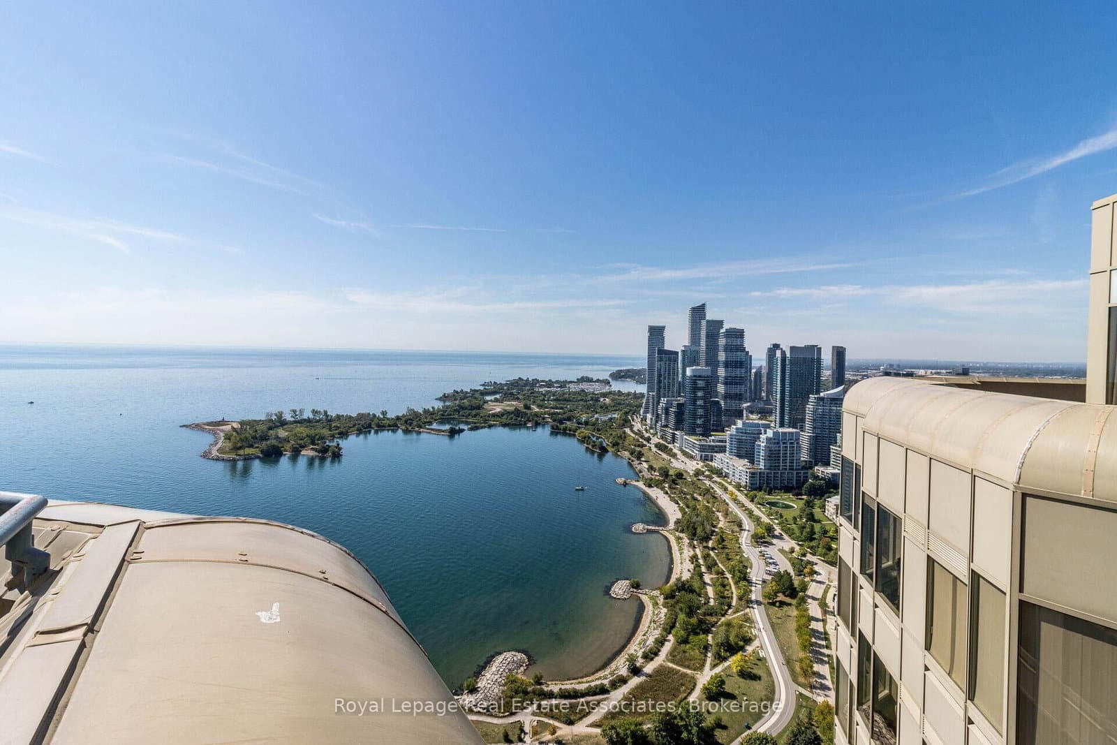 1 Palace Pier Court, Unit 2407 thumbnail 28