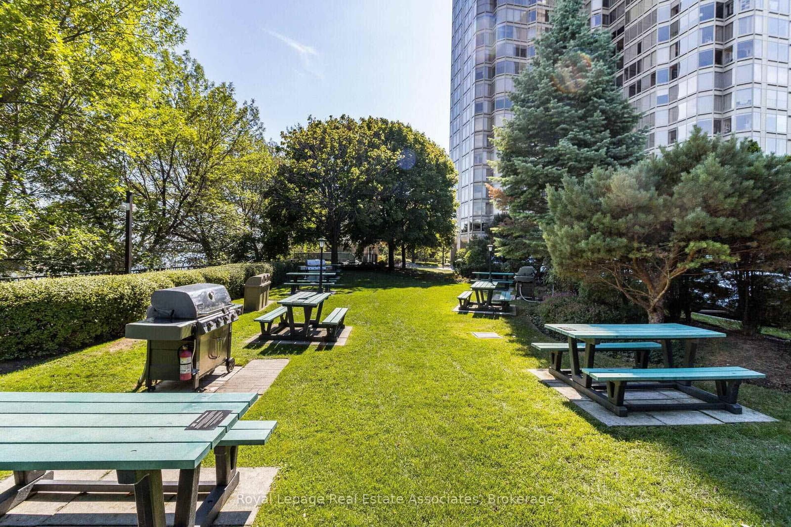 1 Palace Pier Court, Unit 2407 thumbnail 33