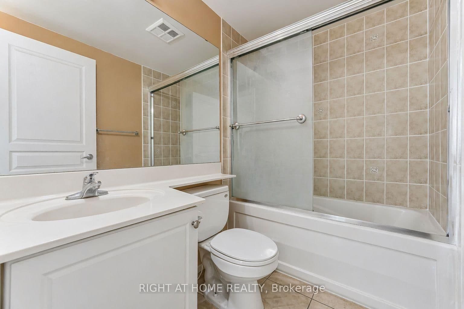 3939 Duke Of York Boulevard, Unit 1909 thumbnail 13