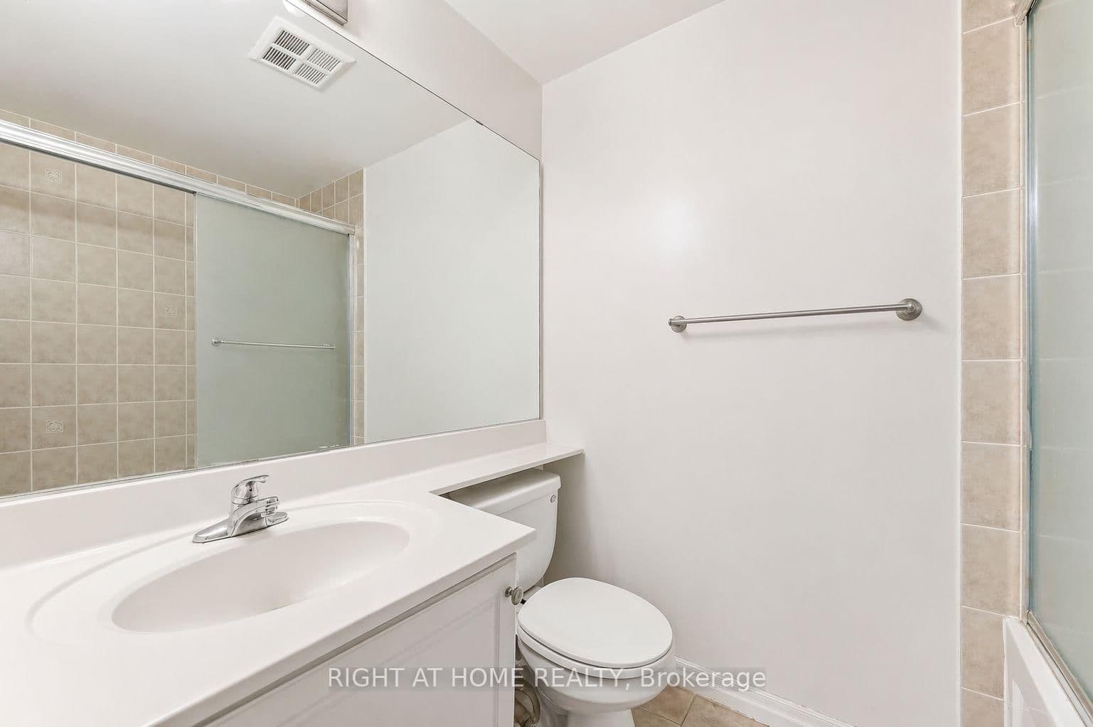 3939 Duke Of York Boulevard, Unit 1909 thumbnail 14