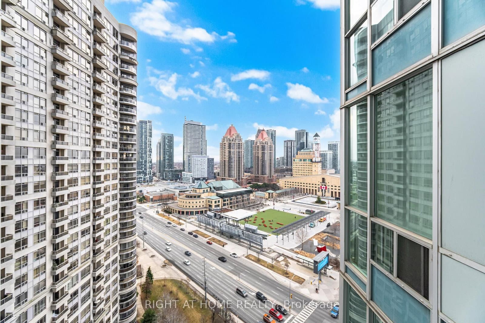 3939 Duke Of York Boulevard, Unit 1909 thumbnail 28
