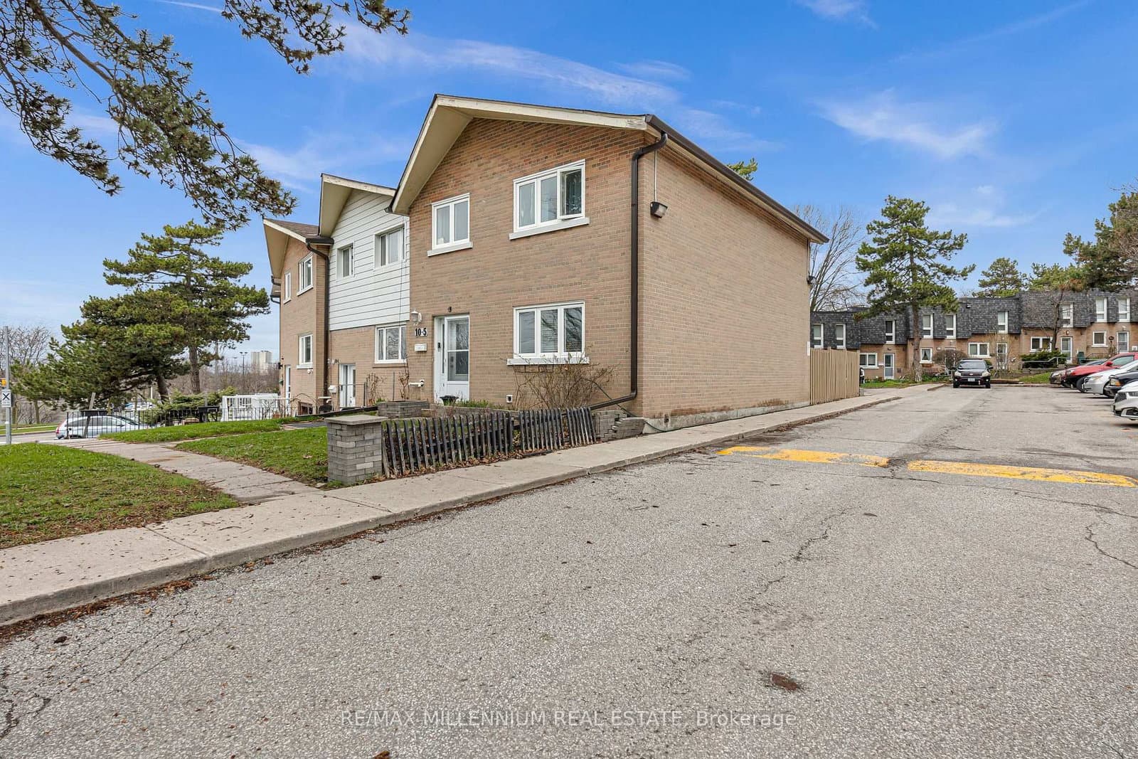 10 Grandravine Drive, Unit 5 thumbnail 2