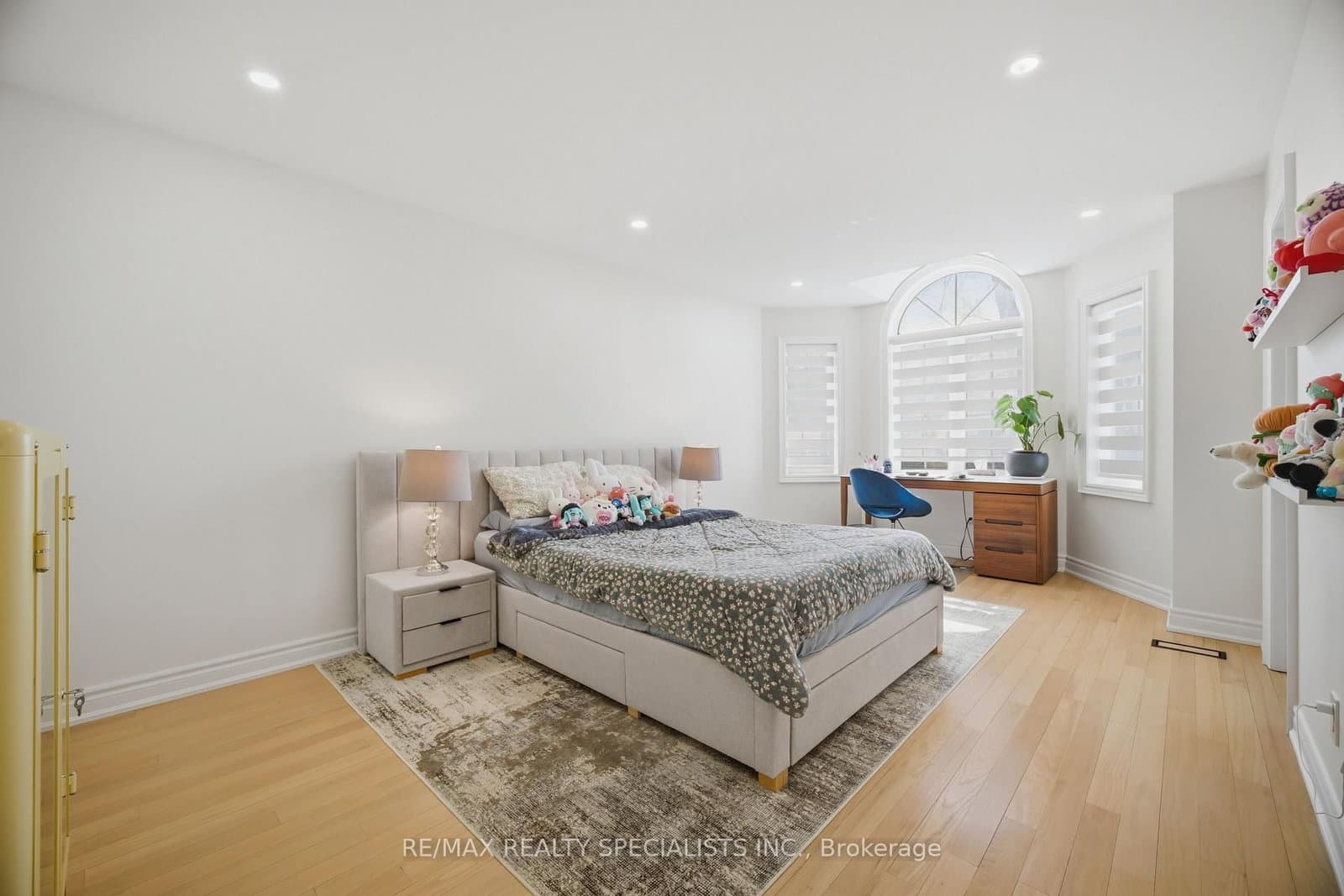 57 Fairview Road W thumbnail 26