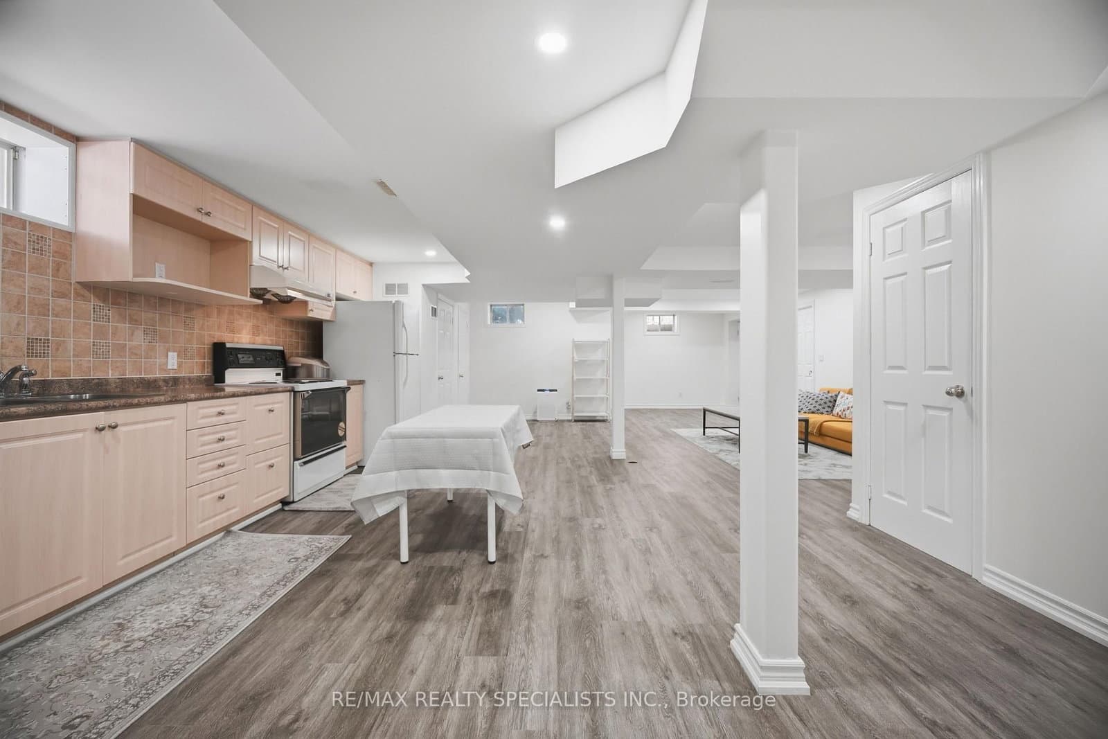 57 Fairview Road W thumbnail 35