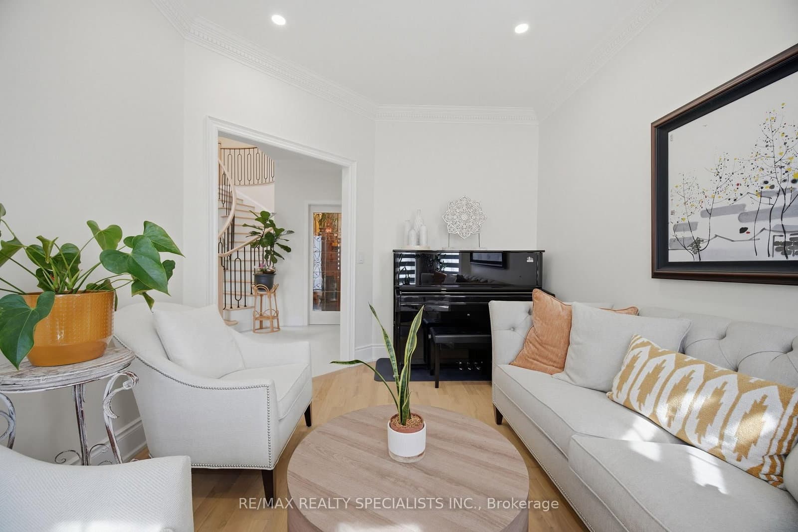 57 Fairview Road W thumbnail 7