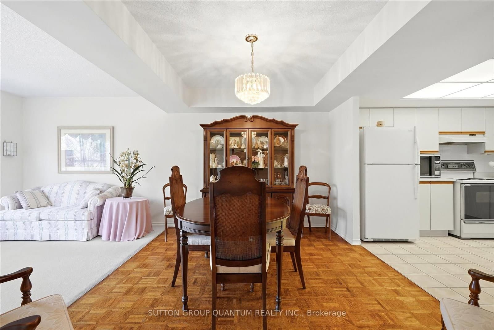 1271 Walden Circle, Unit 403 thumbnail 13
