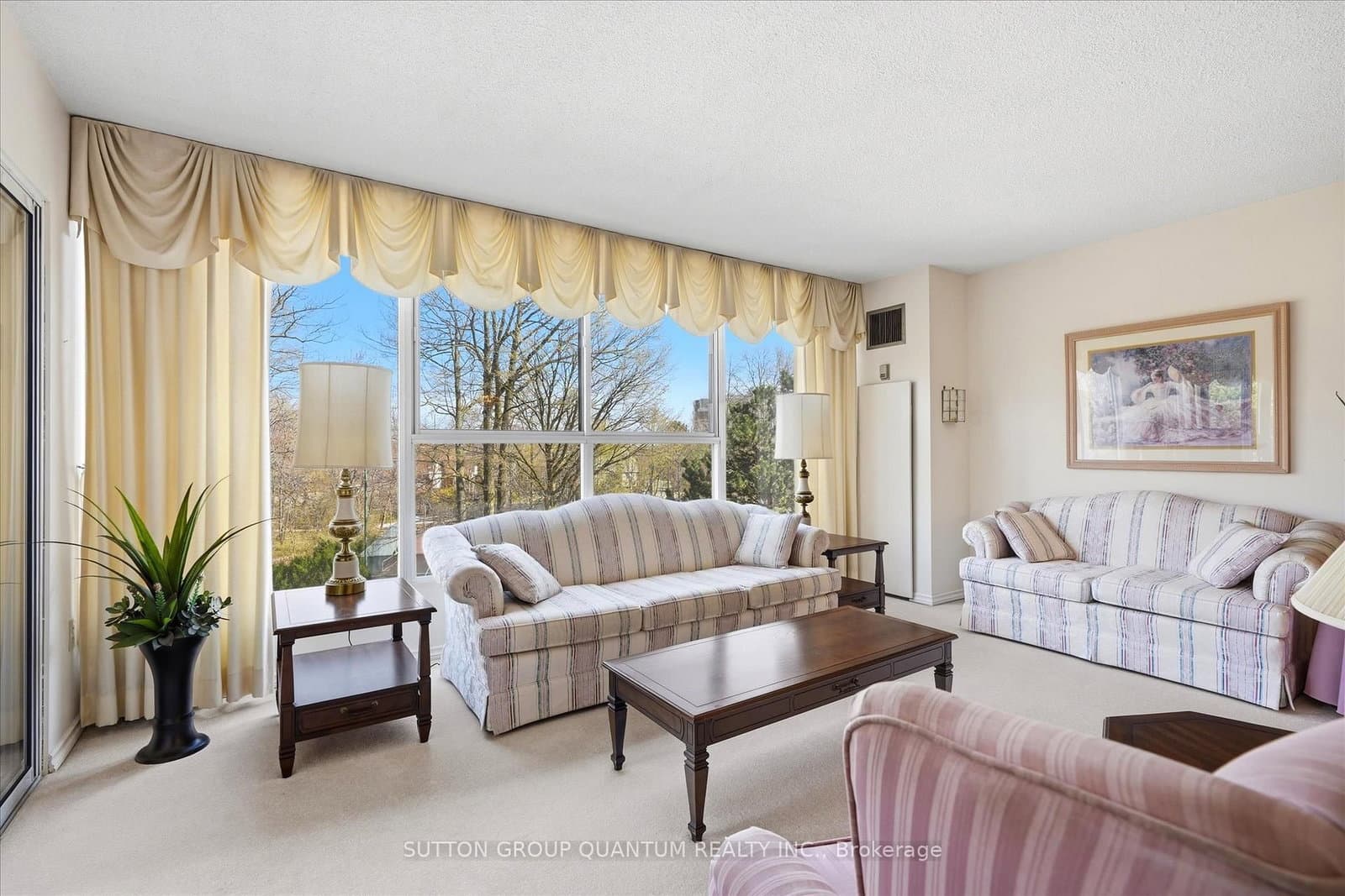 1271 Walden Circle, Unit 403 thumbnail 17