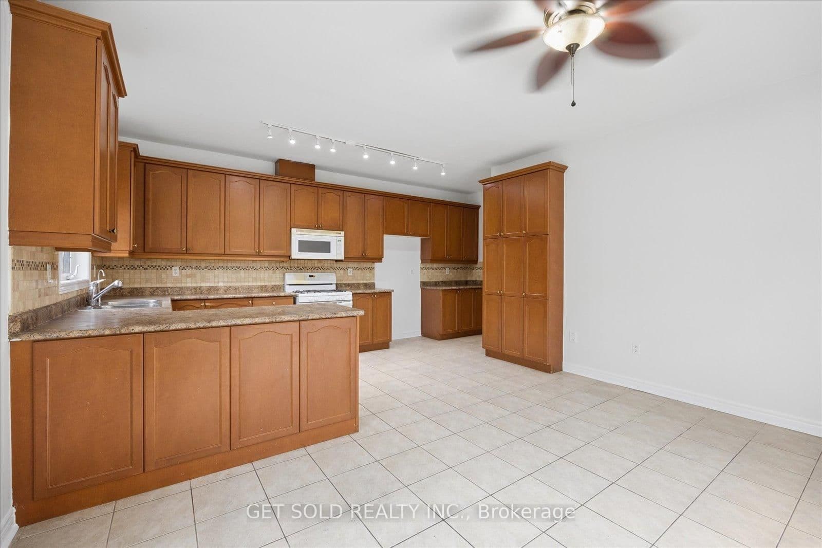 16 Deerchase Road thumbnail 17