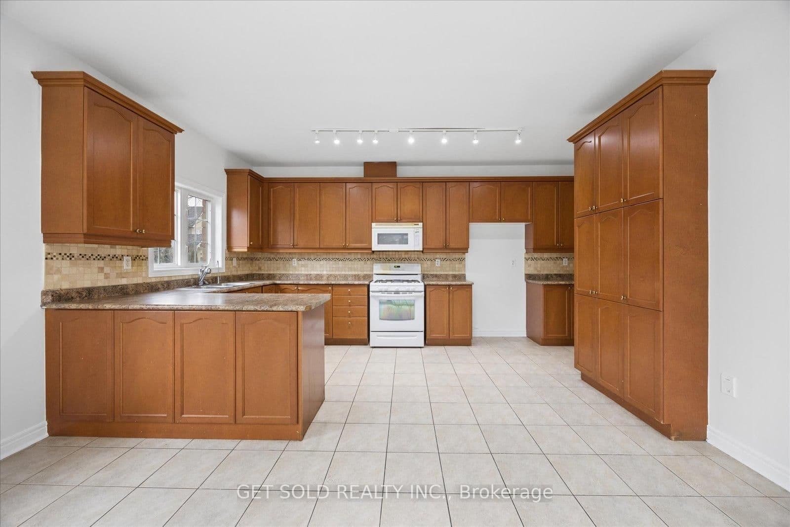 16 Deerchase Road thumbnail 18