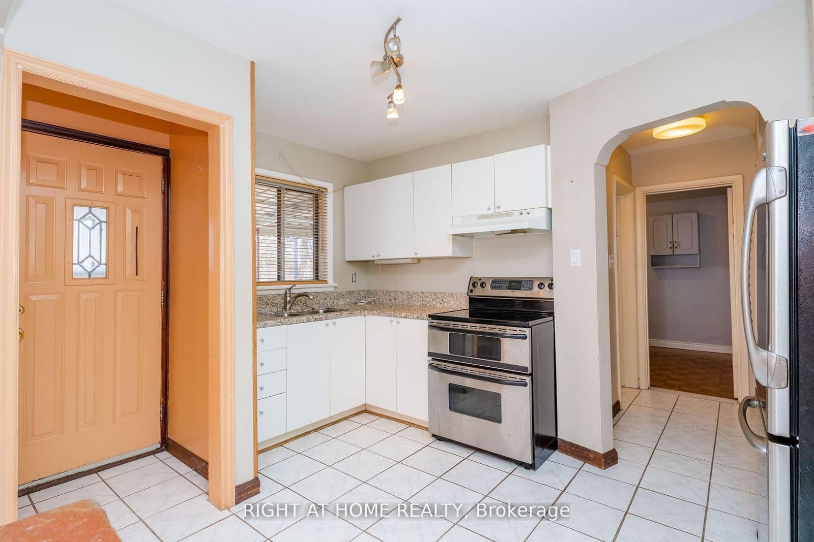 1045 Deta Road thumbnail 15