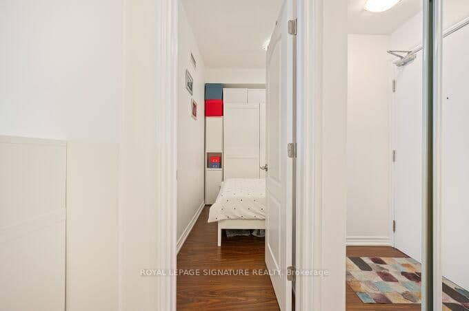810 Scollard Court, Unit 1003 thumbnail 20