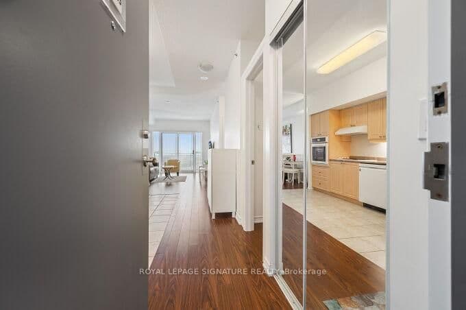 810 Scollard Court, Unit 1003 thumbnail 6