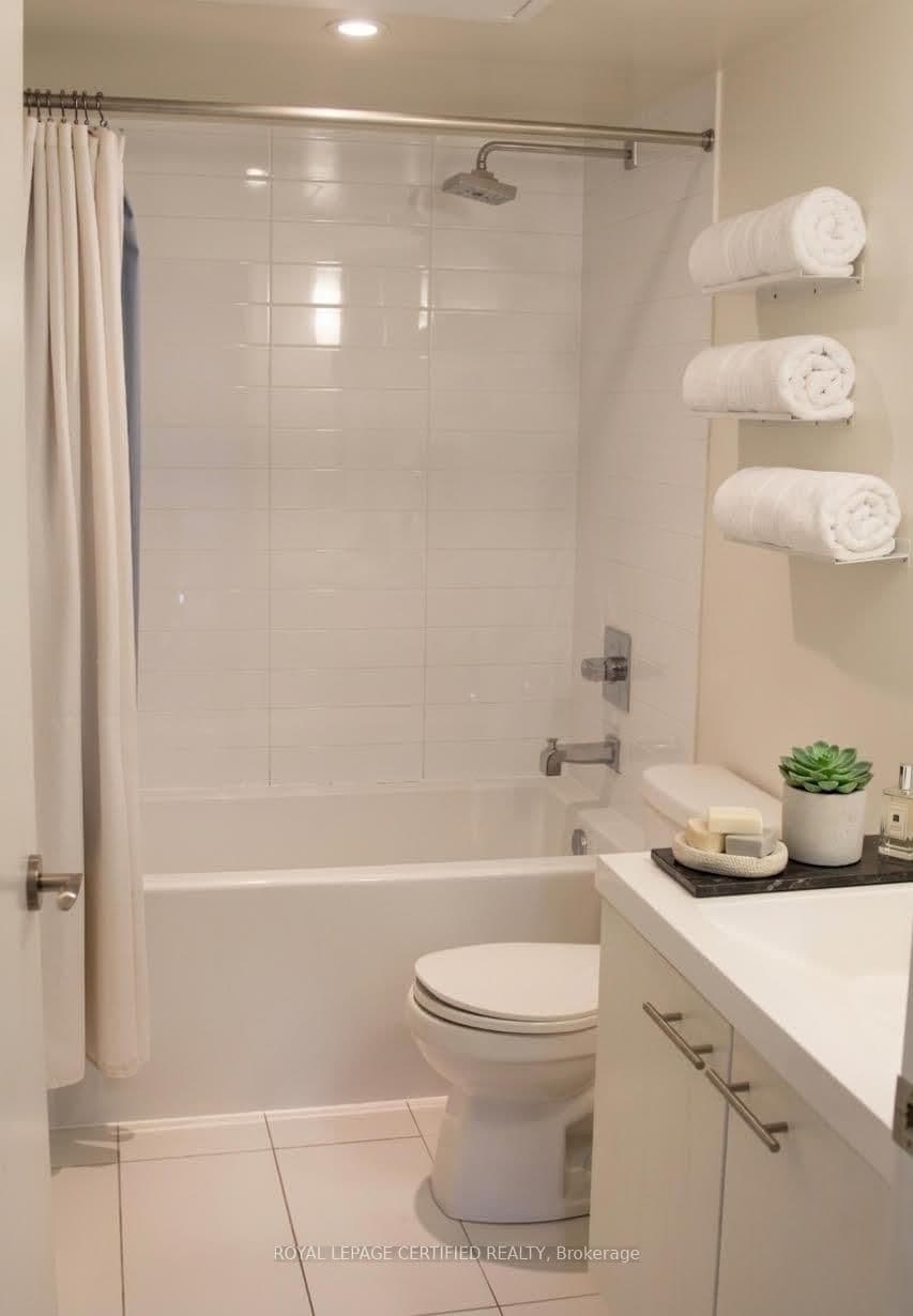 5 Valhalla Inn Road, Unit 809 thumbnail 15