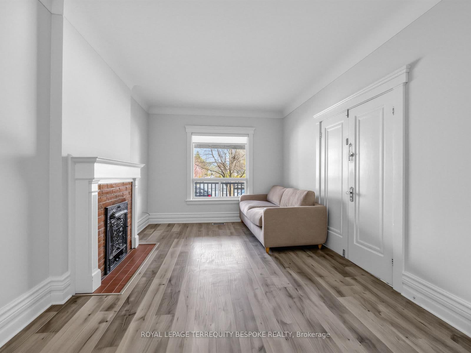 61 Chelsea Avenue thumbnail 22