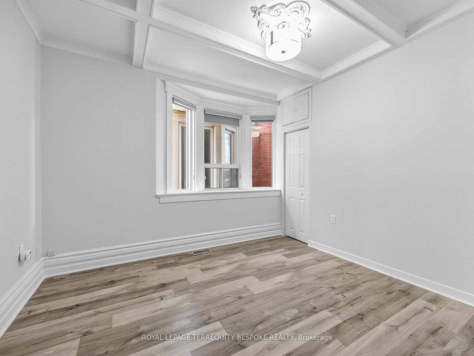 61 Chelsea Avenue thumbnail 24