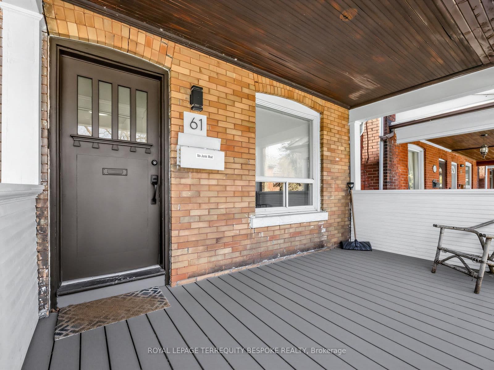 61 Chelsea Avenue thumbnail 3