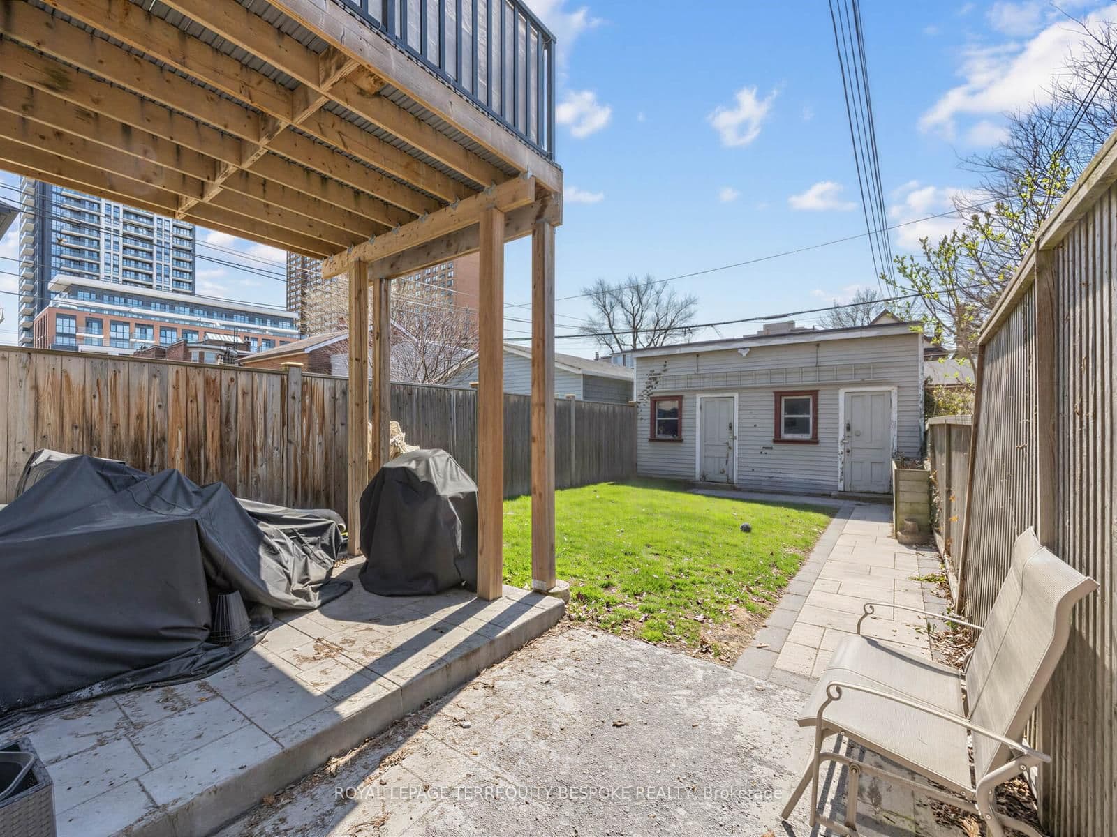 61 Chelsea Avenue thumbnail 37