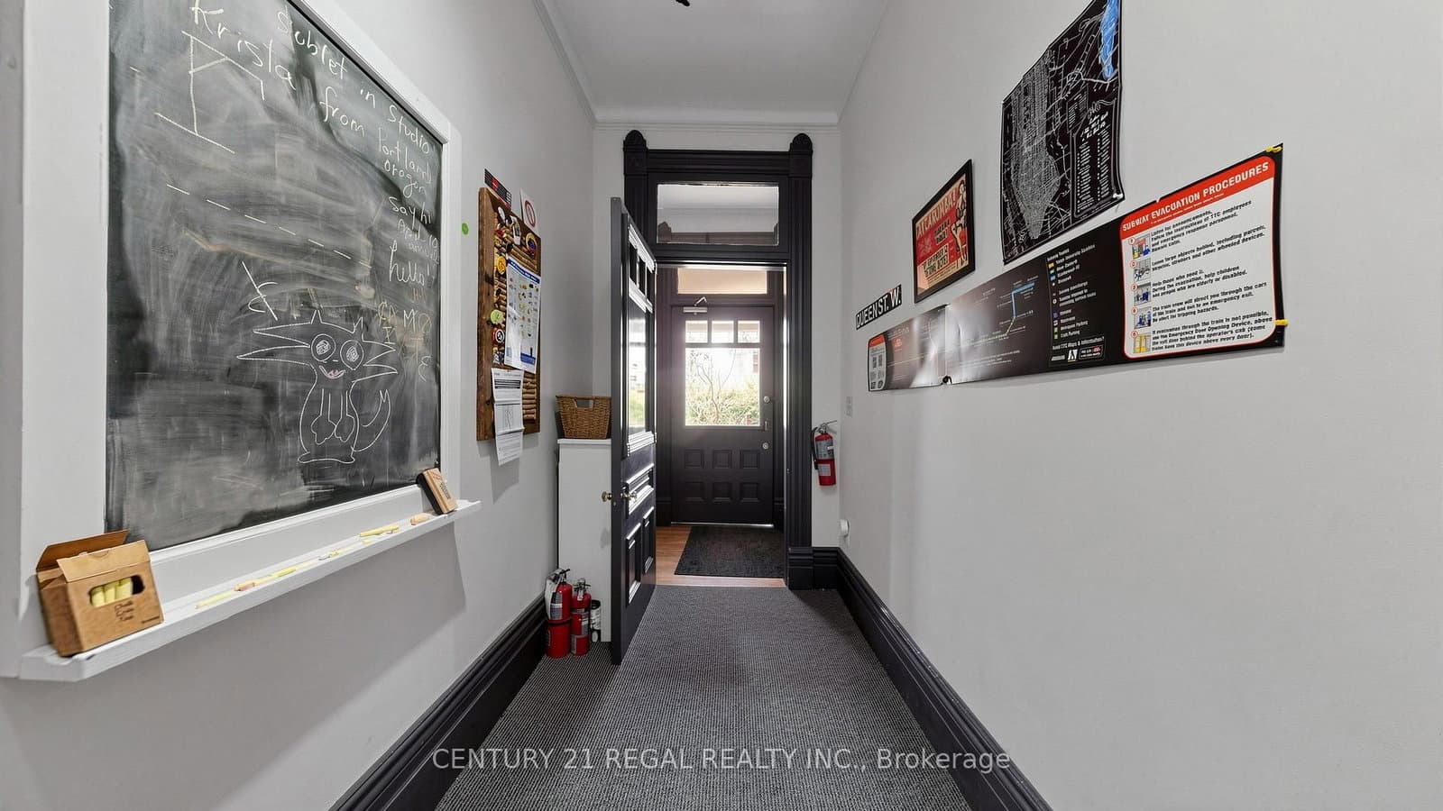 26 MACDONELL Avenue thumbnail 19