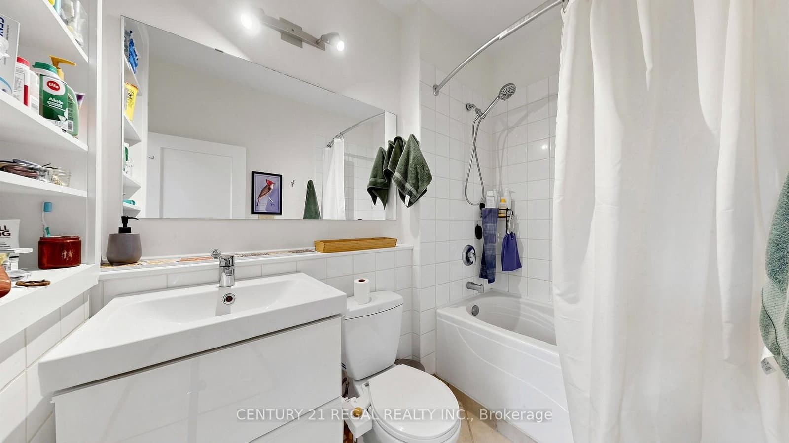 26 MACDONELL Avenue thumbnail 22