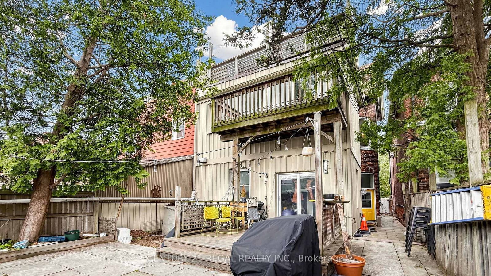 26 MACDONELL Avenue thumbnail 31