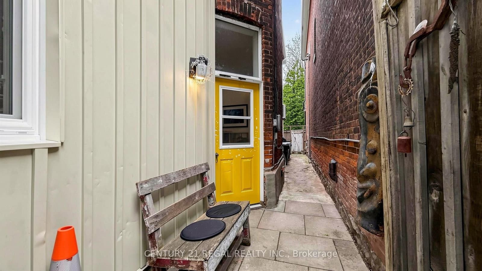 26 MACDONELL Avenue thumbnail 33