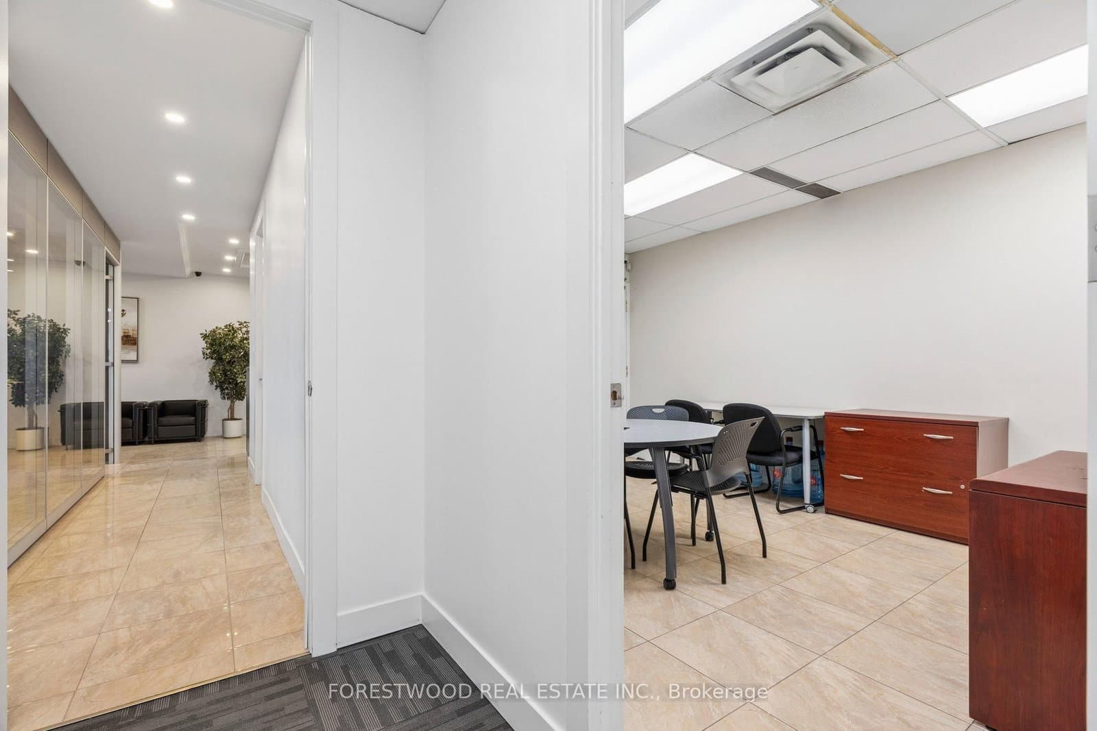 1280 Finch Avenue W, Unit 408 & 409 thumbnail 17