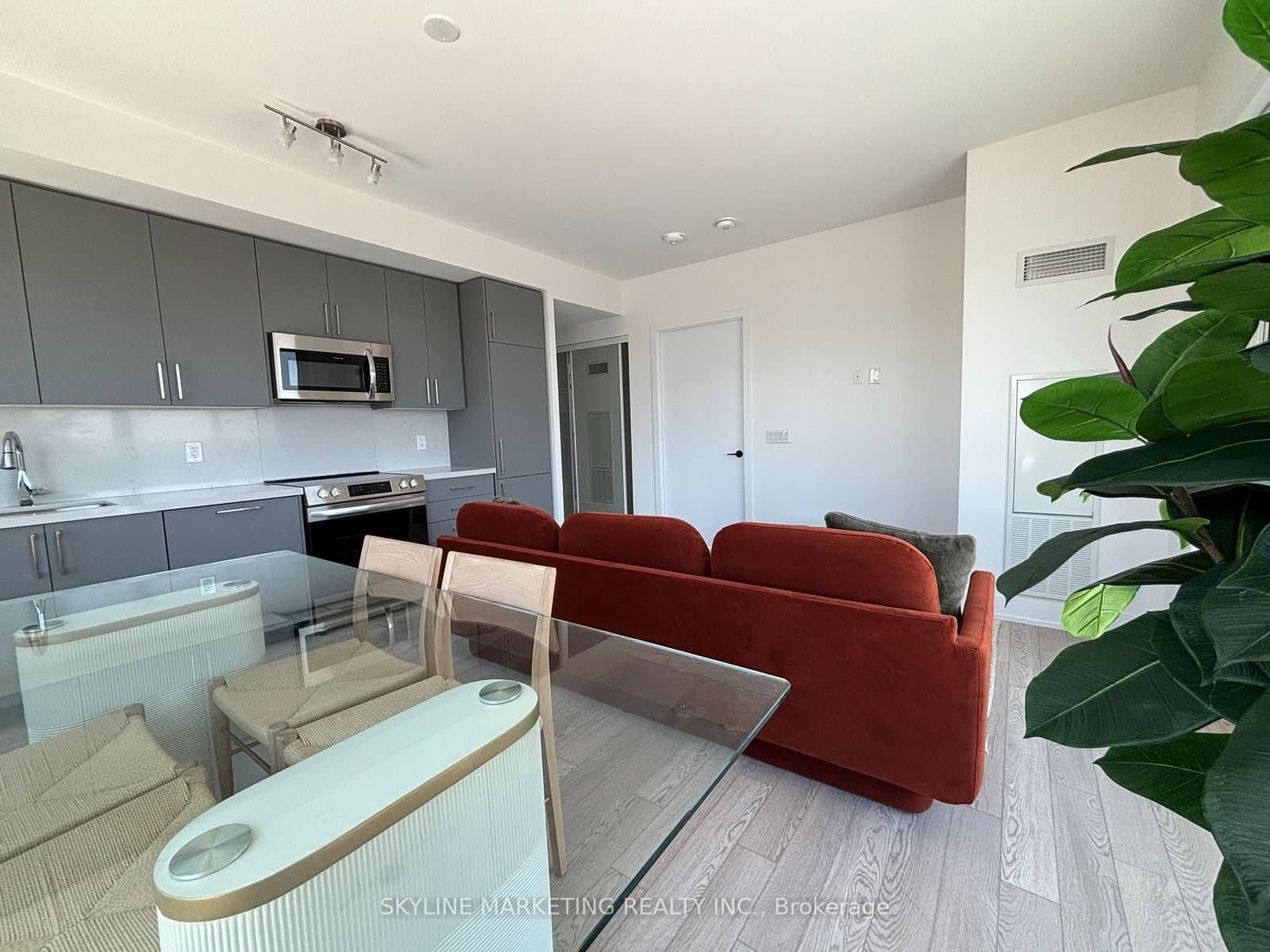 2450 Old Bronte Road, Unit 733 thumbnail 4