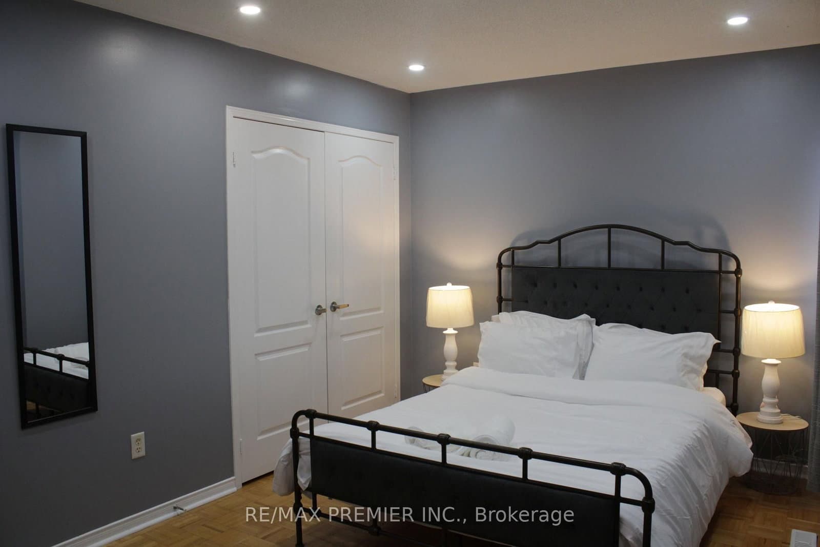 25 Westbrook Avenue, Unit A thumbnail 27