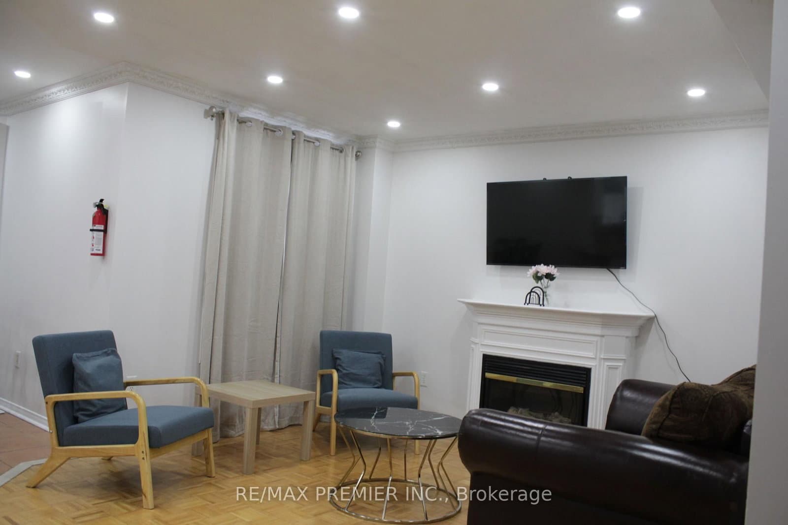 25 Westbrook Avenue, Unit A thumbnail 9
