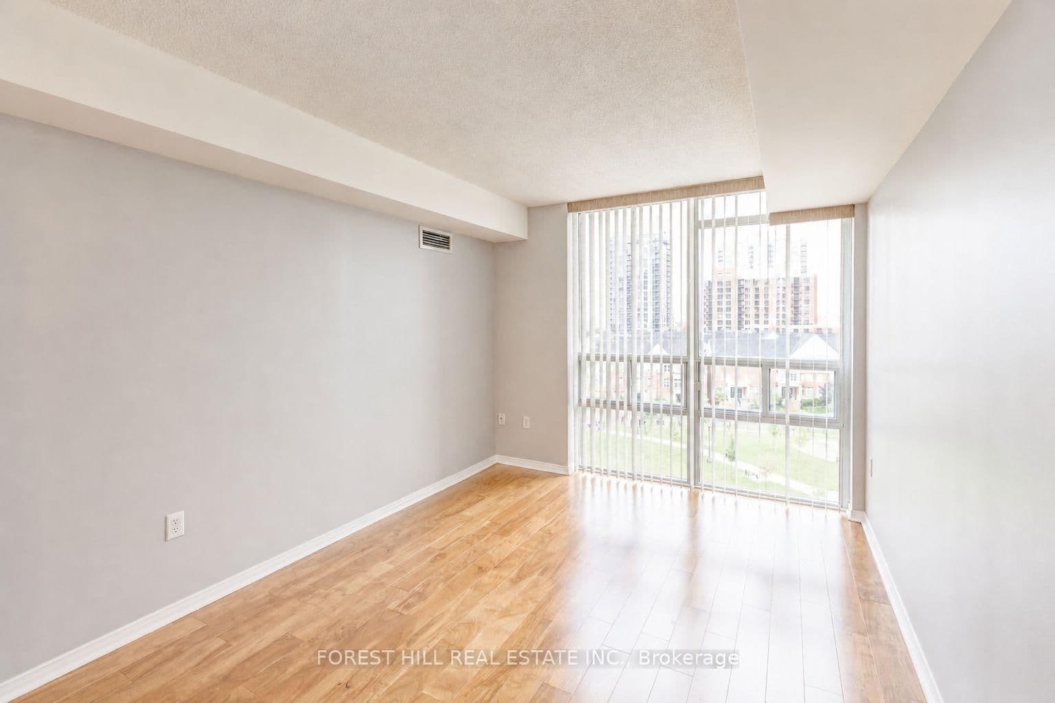 17 Michael Power Place, Unit 709 thumbnail 12