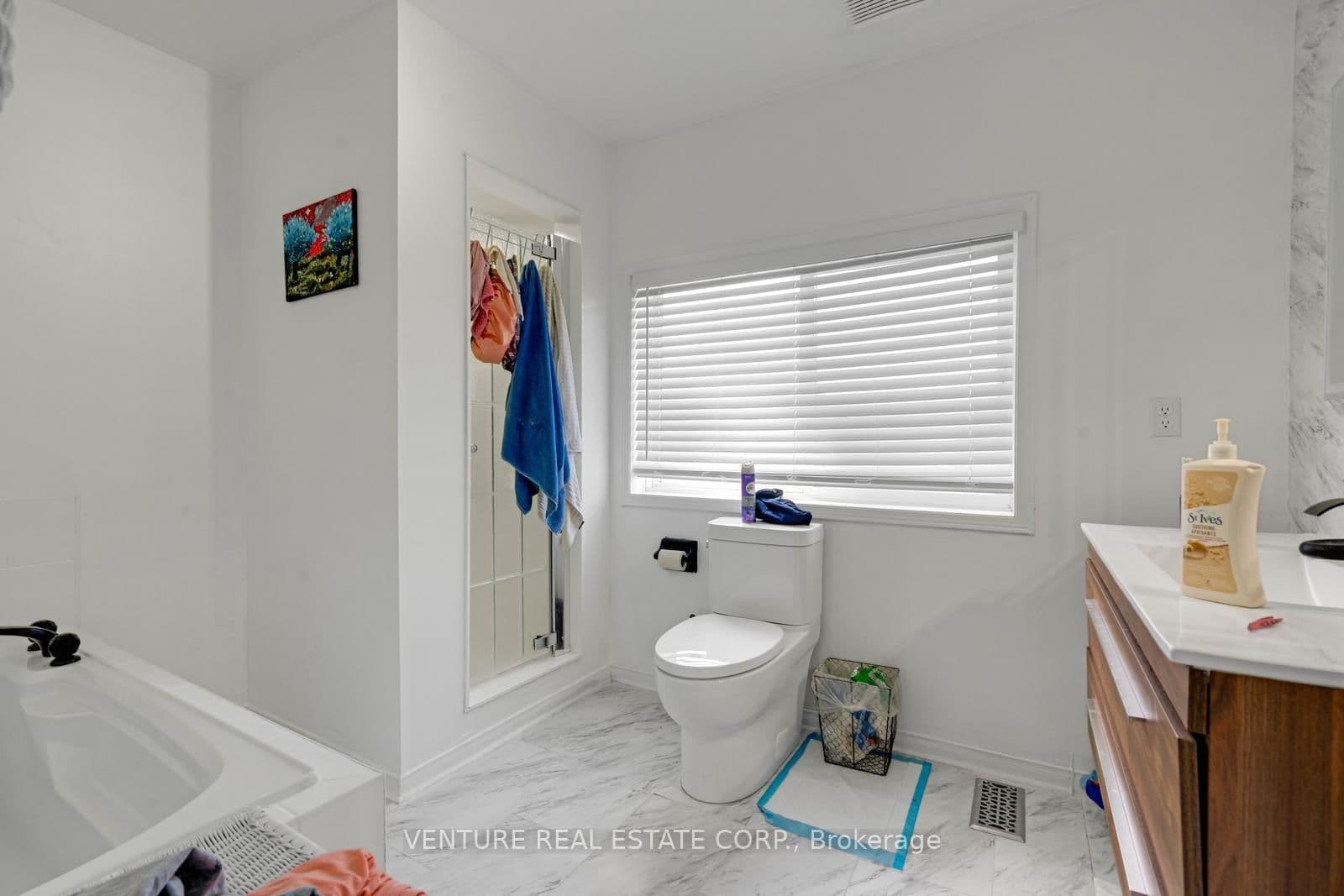 19 Spadina Road thumbnail 19