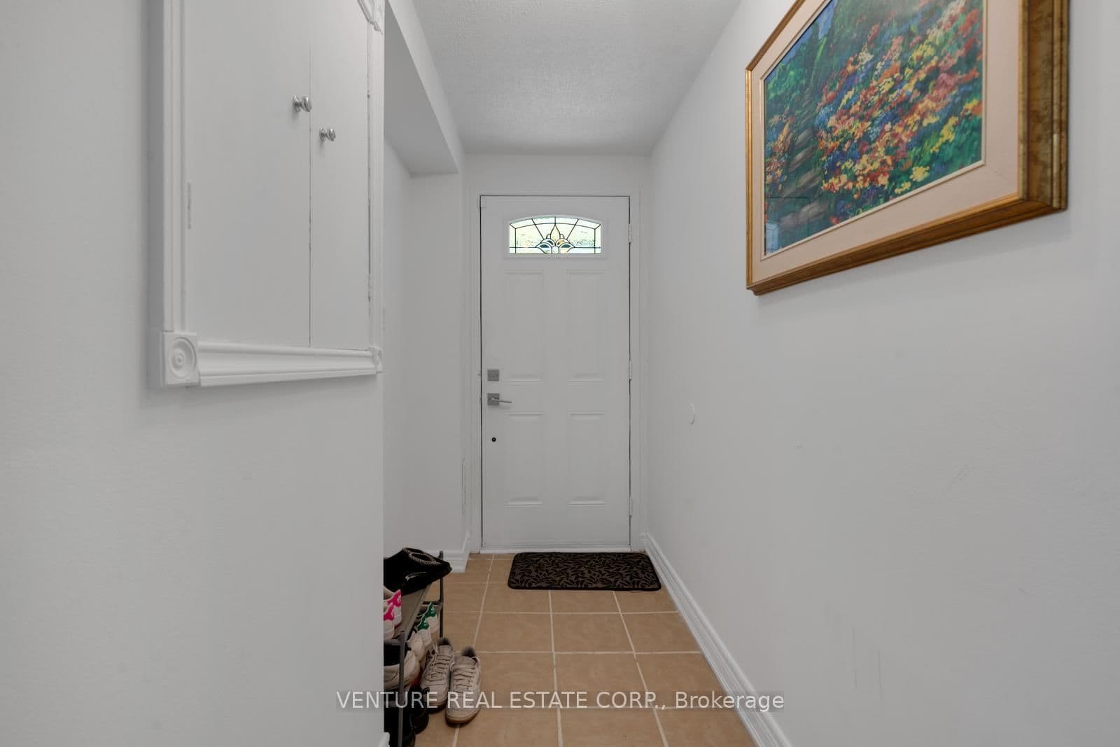 19 Spadina Road thumbnail 4